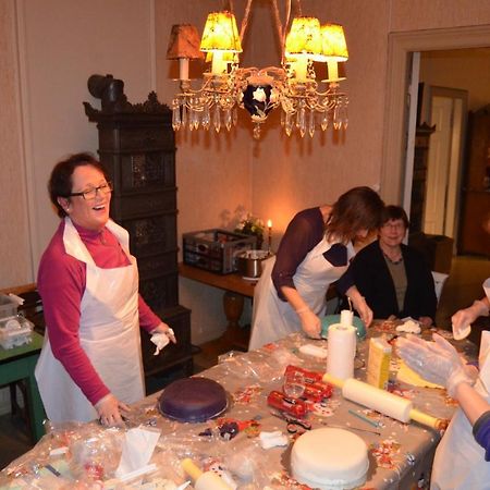 Stromnes - Oldefars Gjestehus Inderoy Straumen  Exterior foto